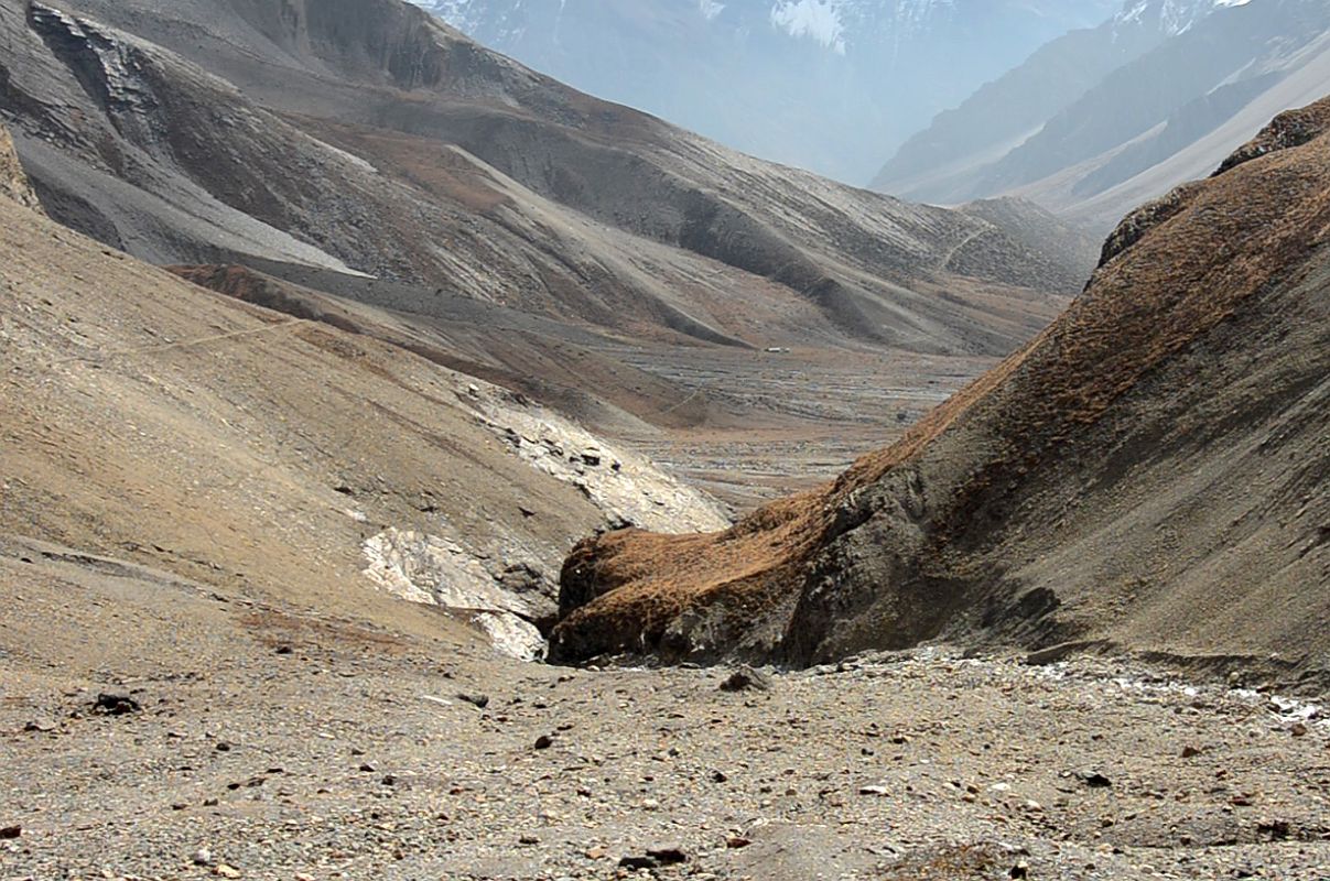 02 Looking Back At The Trail From Nar Village Towards The Kang La 